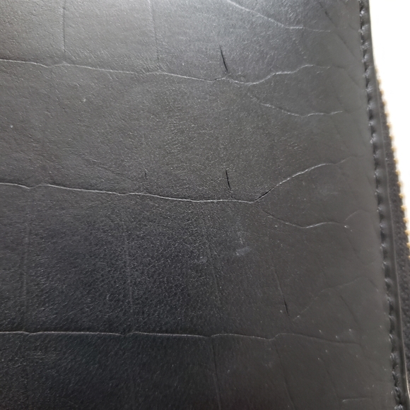 Kate Spade Zip Around Wallet - Picture 4 of 12